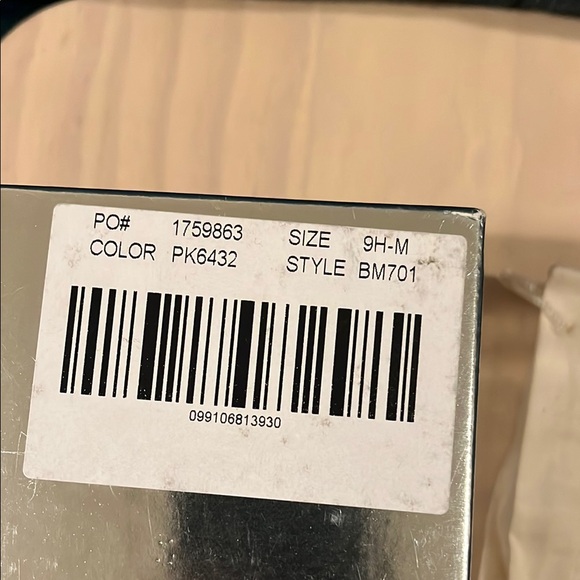 Elegant Pale Pink Feather-Trimmed J.Crew Collection Silk Satin Mules slides - Picture 5 of 5